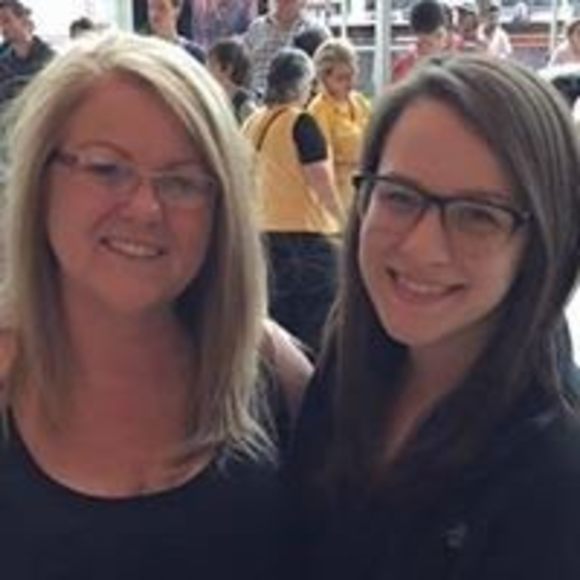 Meet your Posher, Valerie - Picture 1 of 1